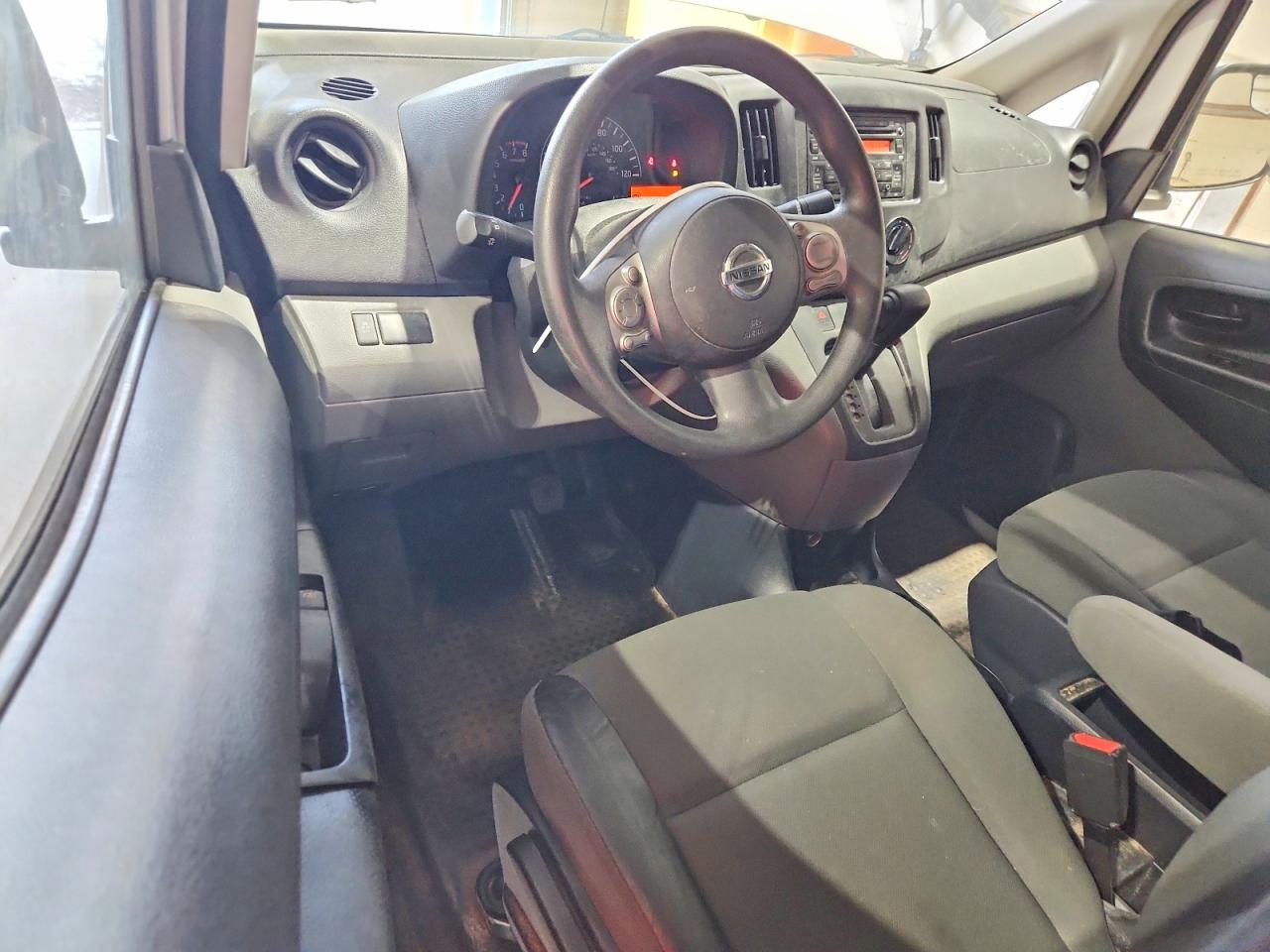 2015 NISSAN NV