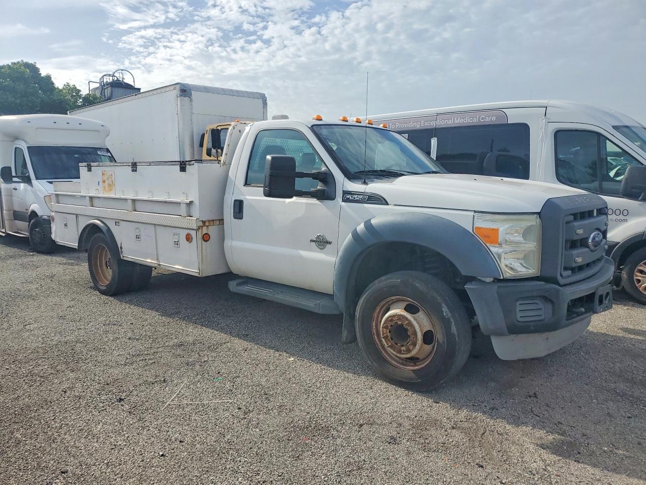 2013 FORD F550