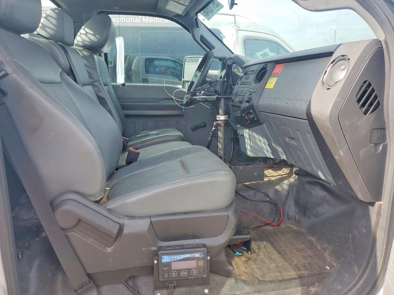 2013 FORD F550