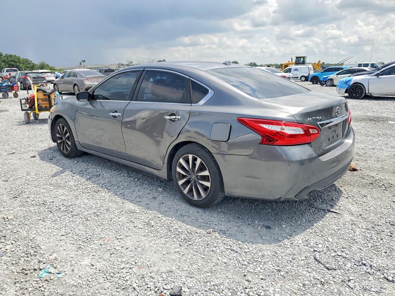 2017 NISSAN ALTIMA