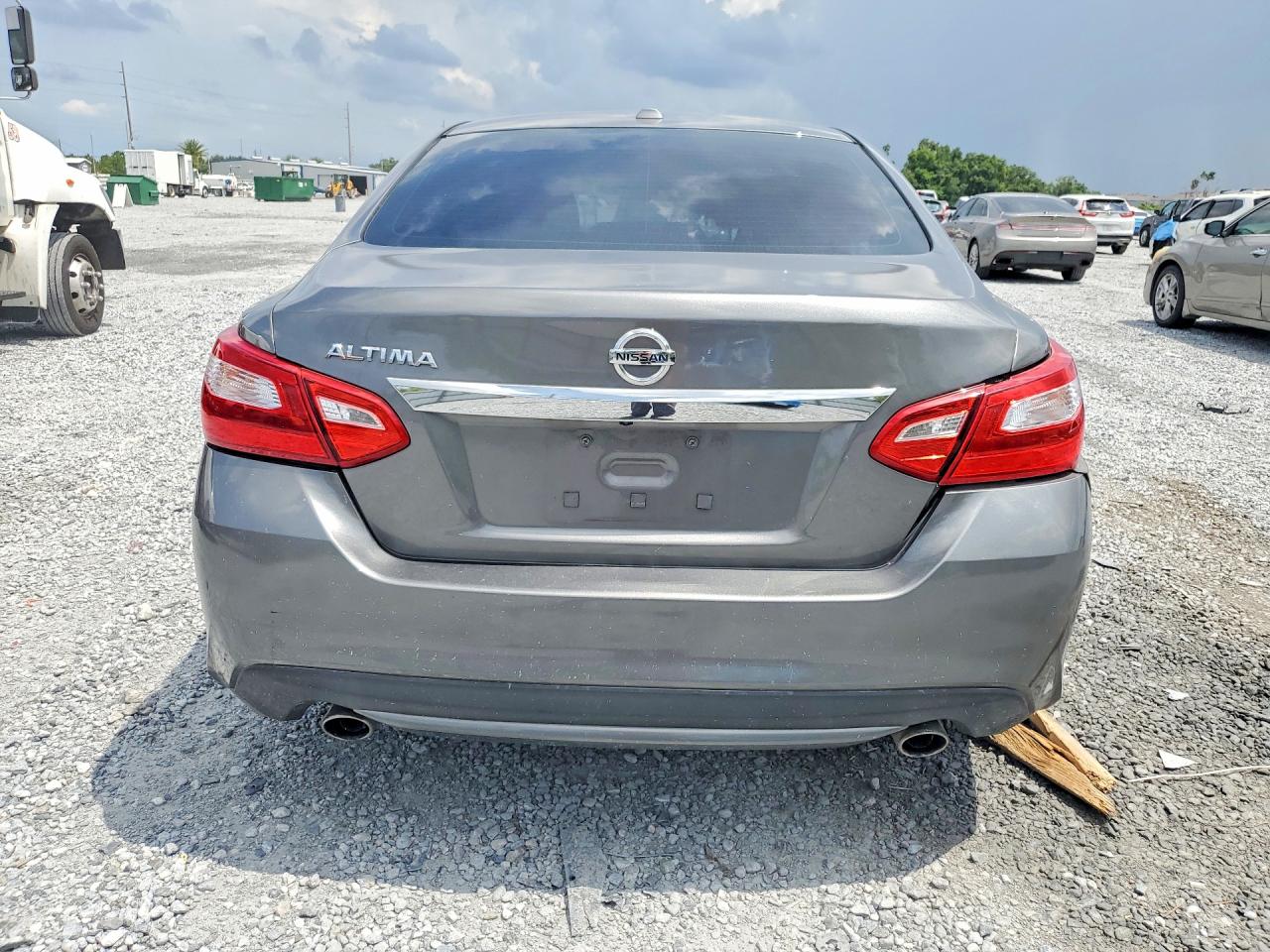 2017 NISSAN ALTIMA