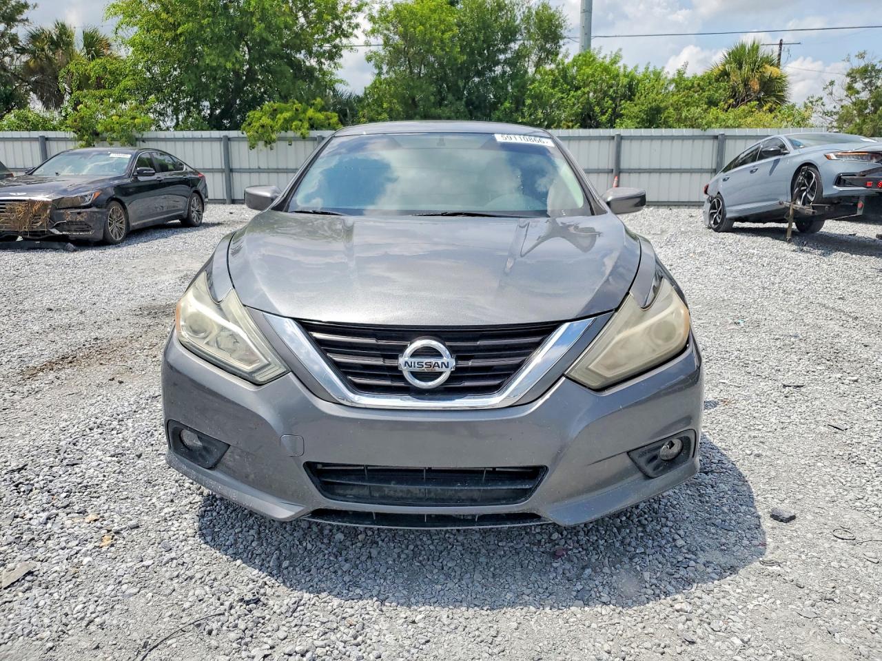 2017 NISSAN ALTIMA