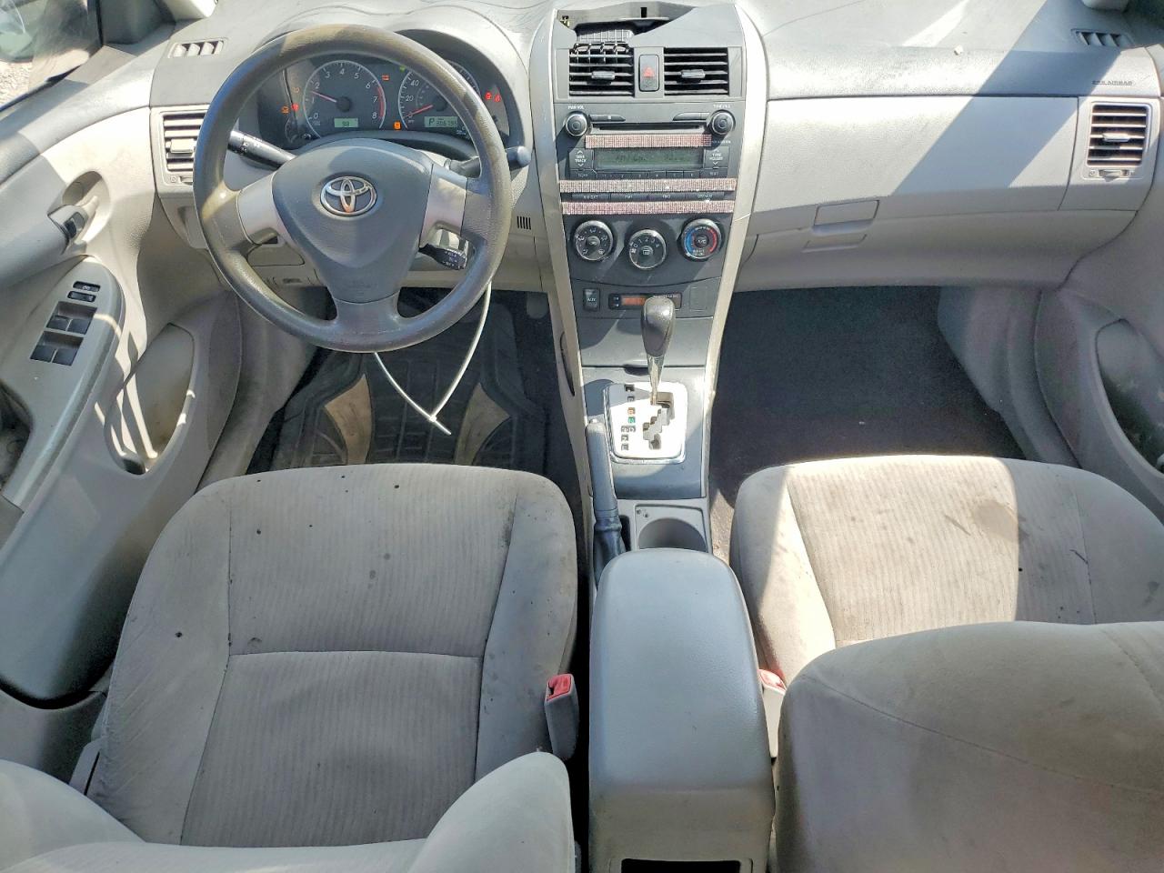 2010 TOYOTA COROLLA