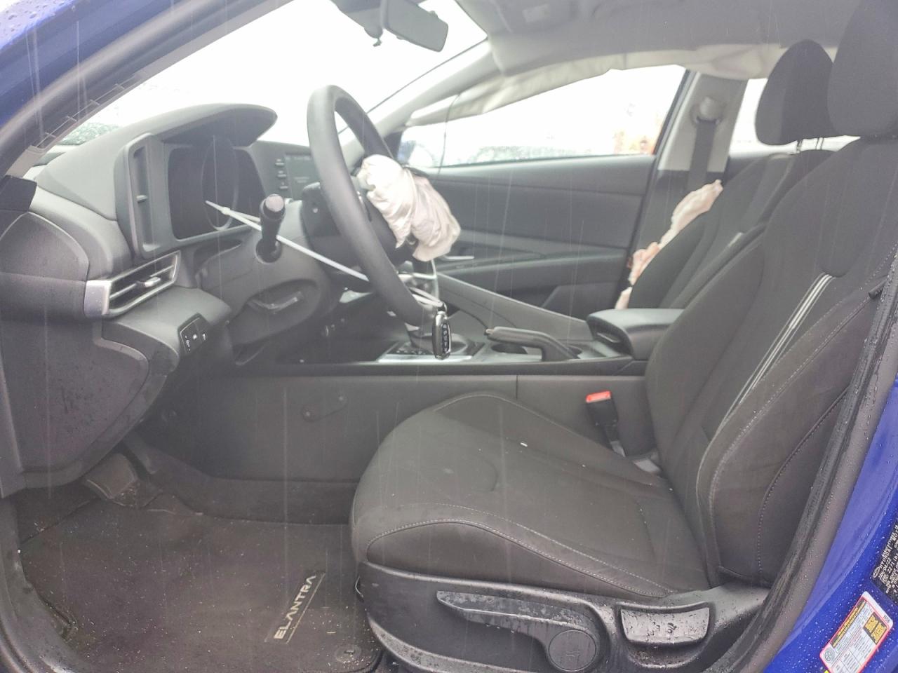 2022 HYUNDAI ELANTRA