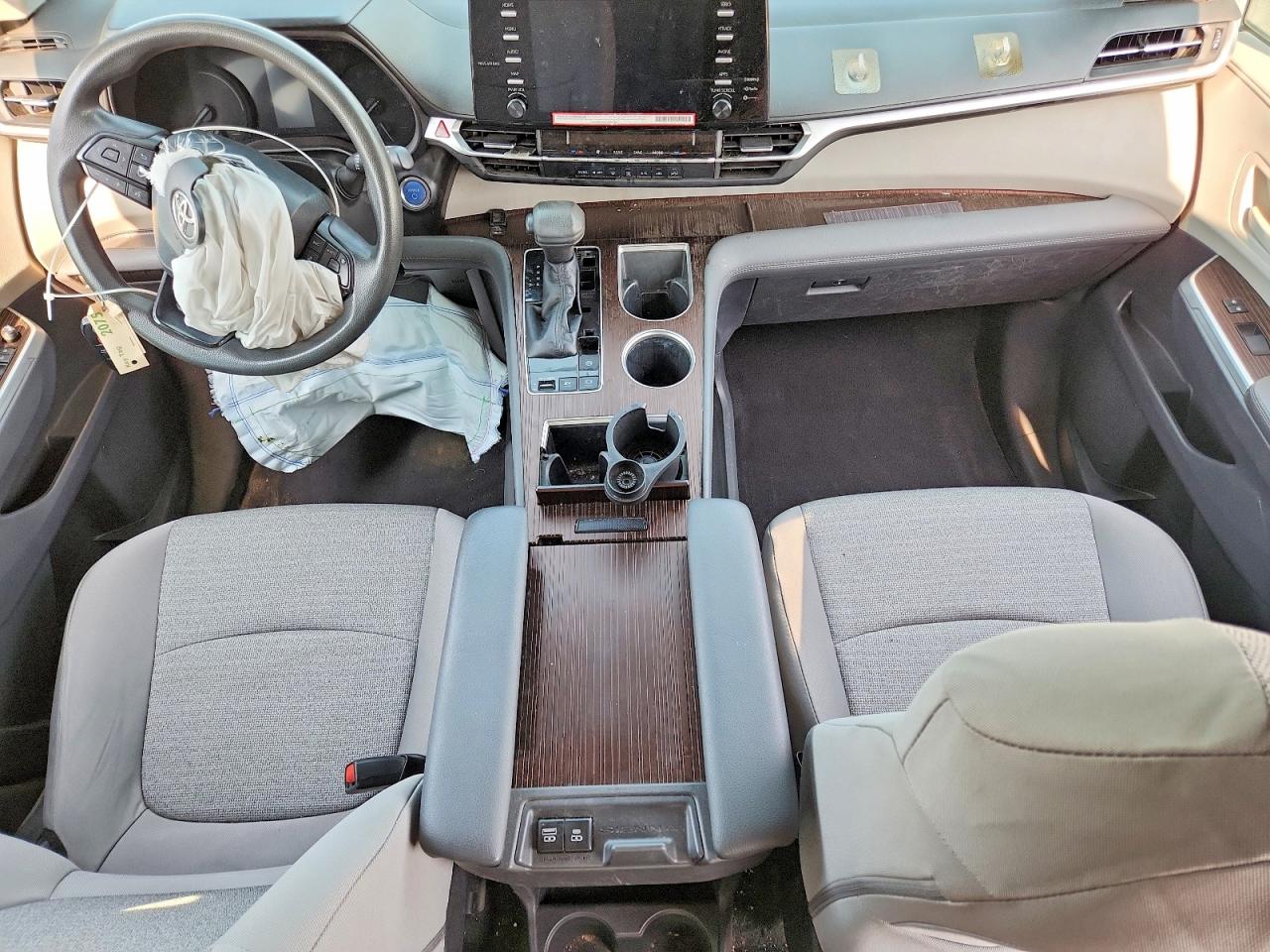 2022 TOYOTA SIENNA