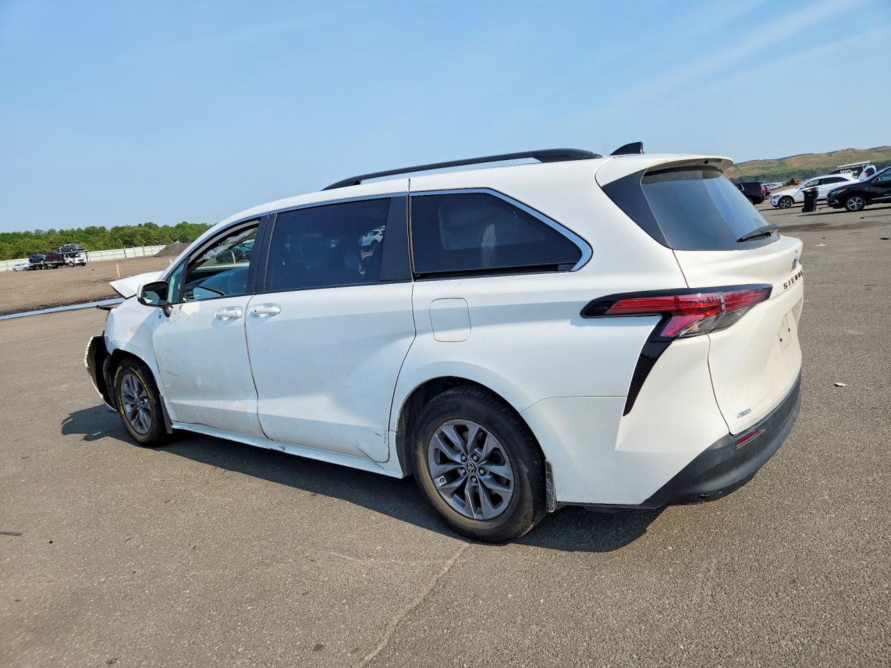 2022 TOYOTA SIENNA