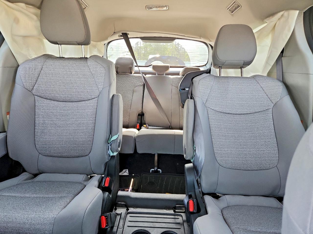 2022 TOYOTA SIENNA