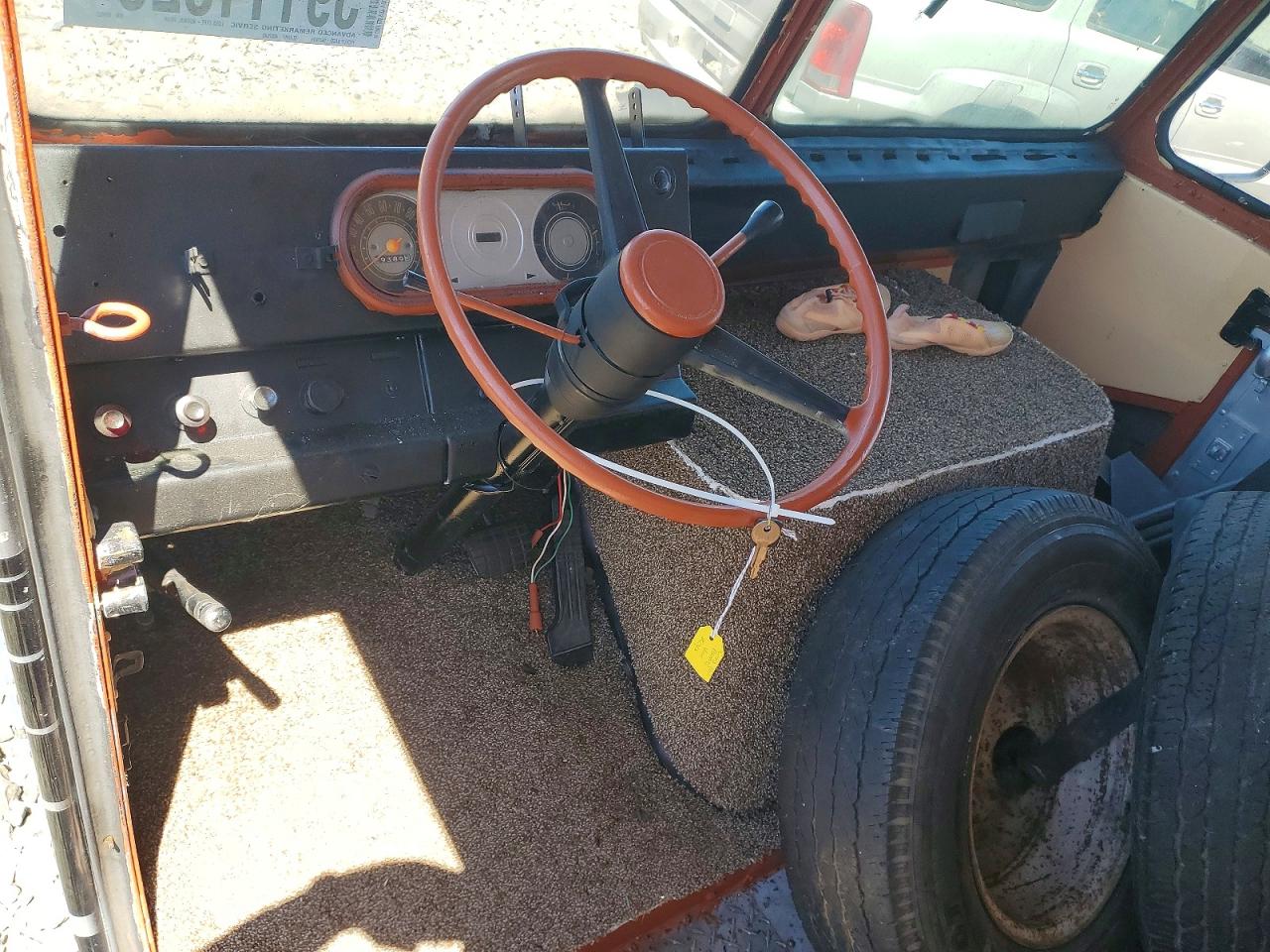 1968 CHEVROLET VAN
