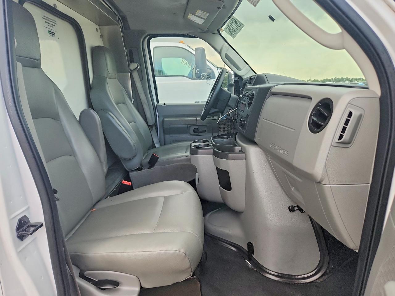 2024 FORD ECONOLINE
