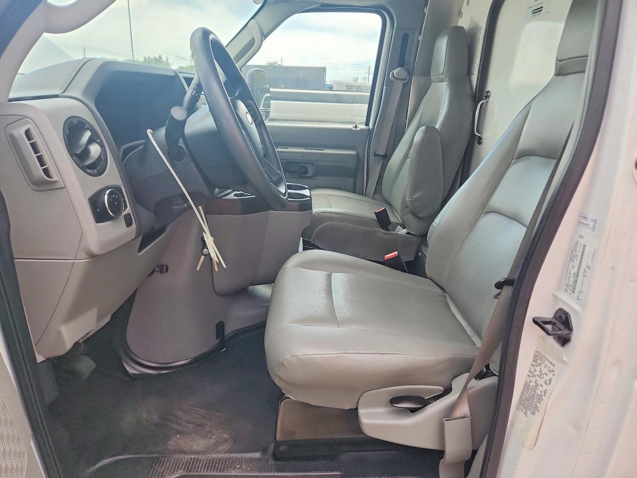 2024 FORD ECONOLINE