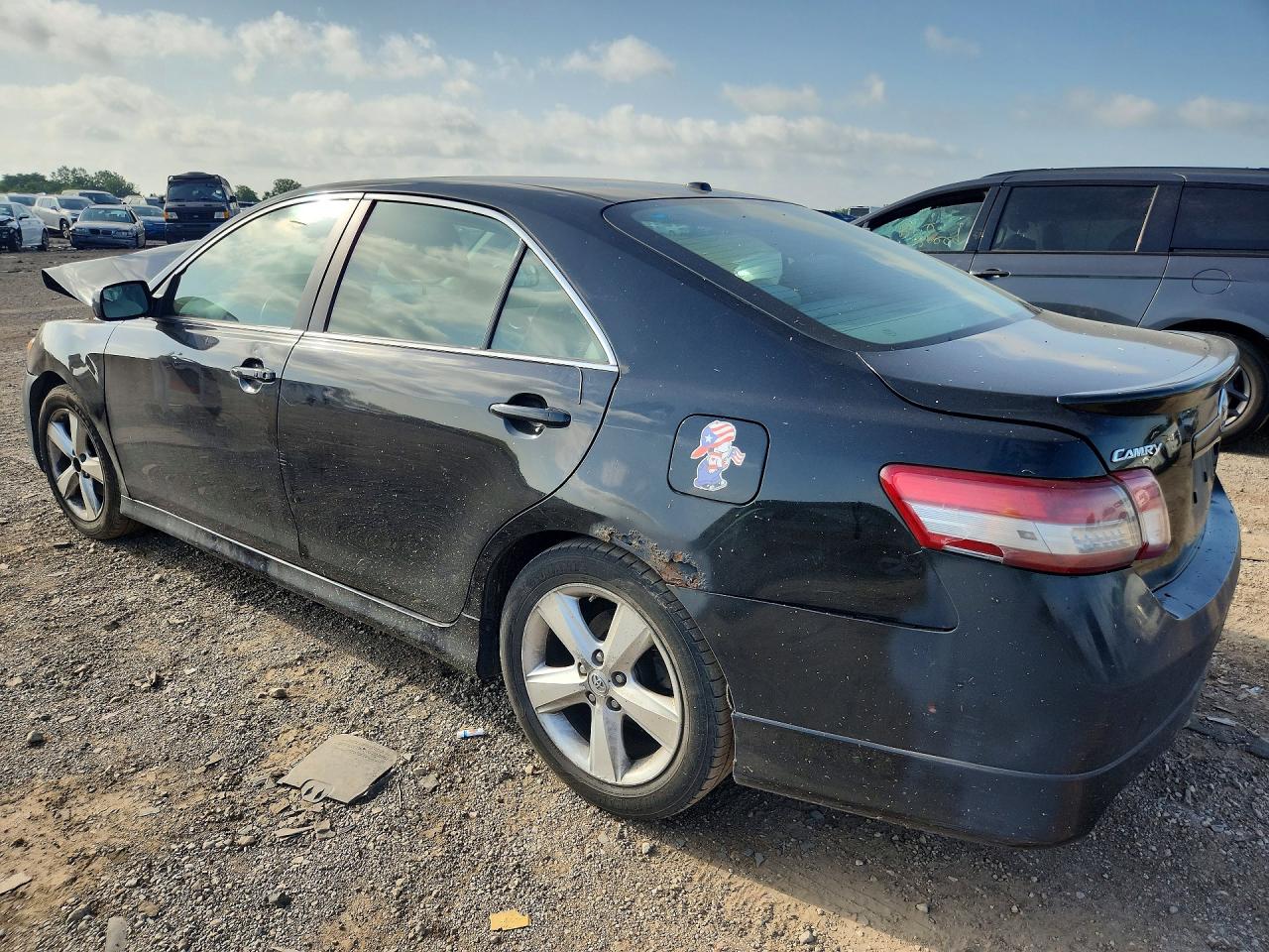 2010 TOYOTA CAMRY