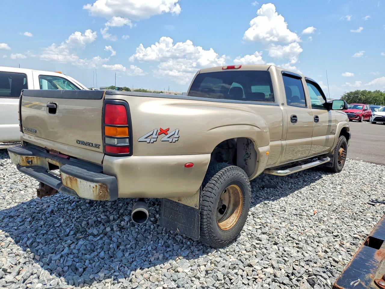 2004 CHEVROLET SILVERADO