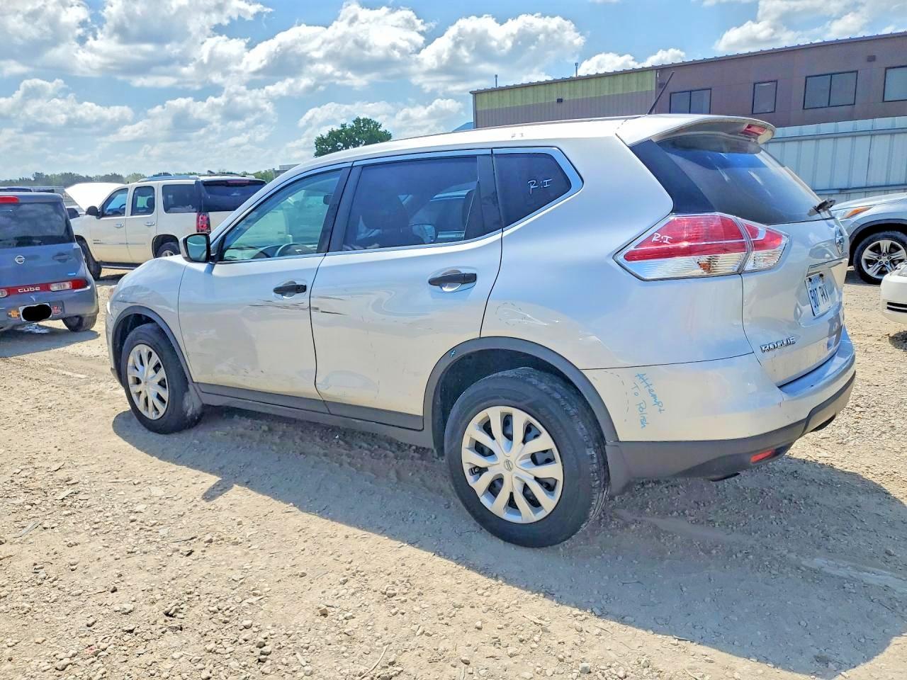 2016 NISSAN ROGUE