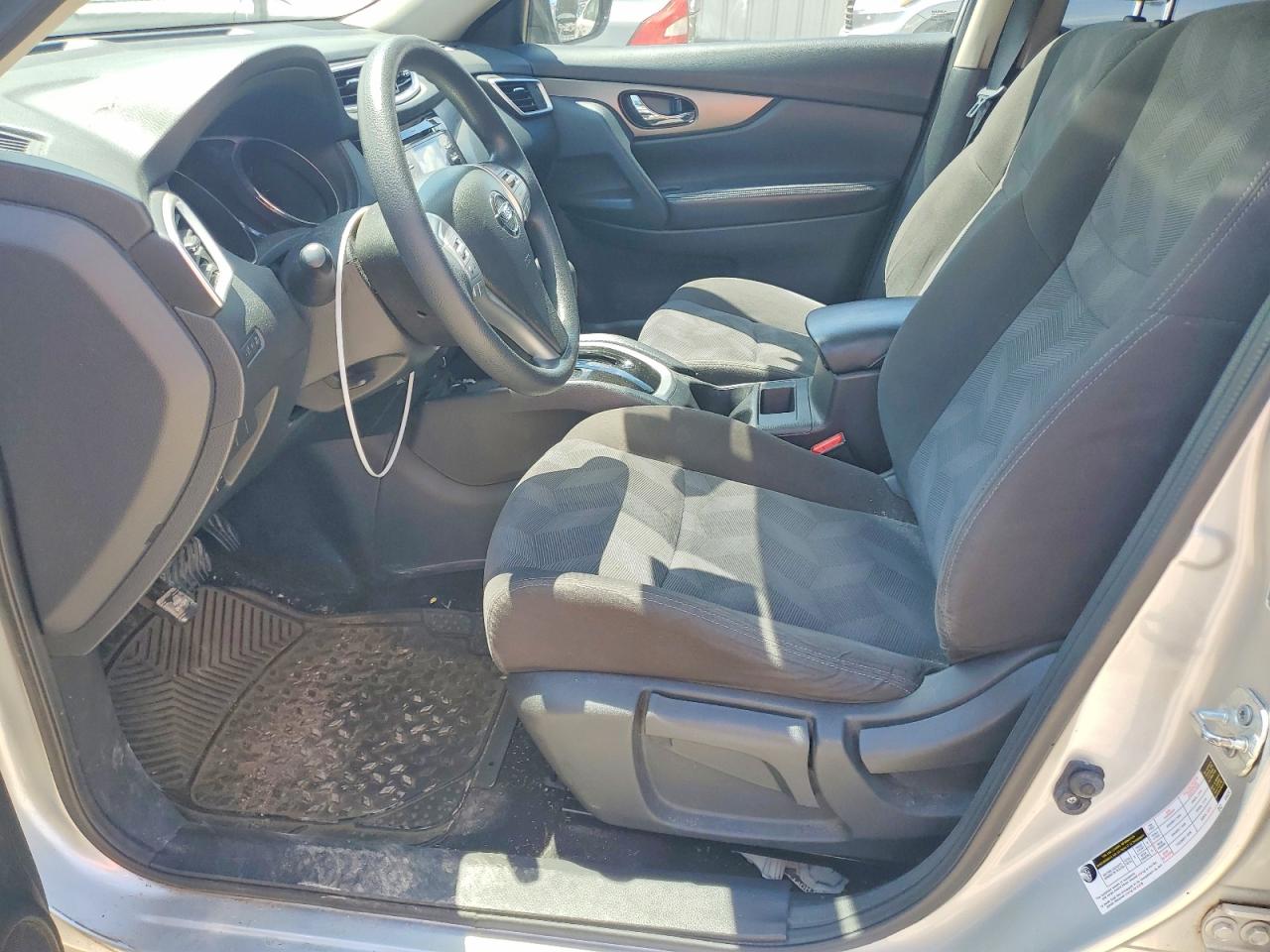 2016 NISSAN ROGUE