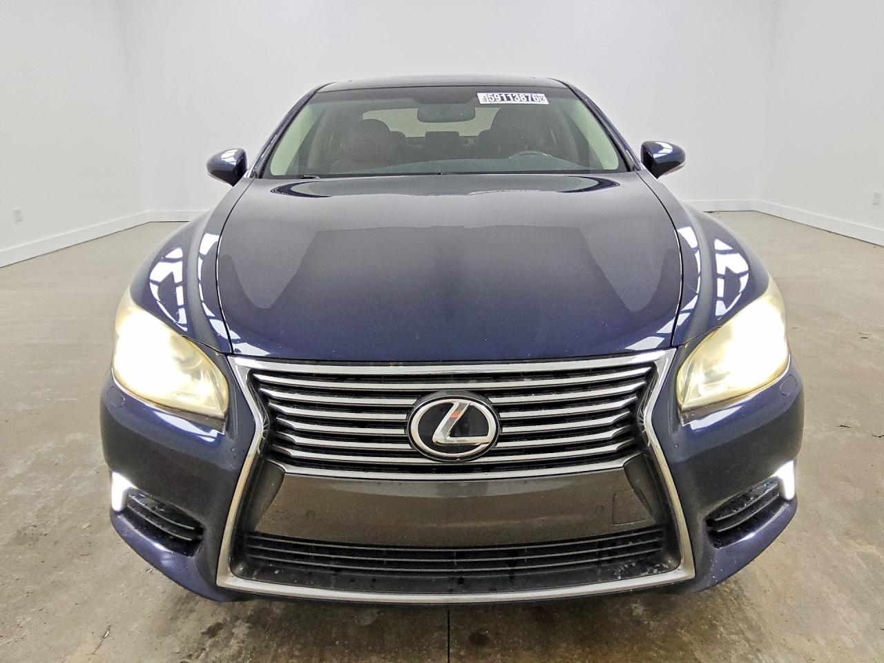 2013 LEXUS LS460