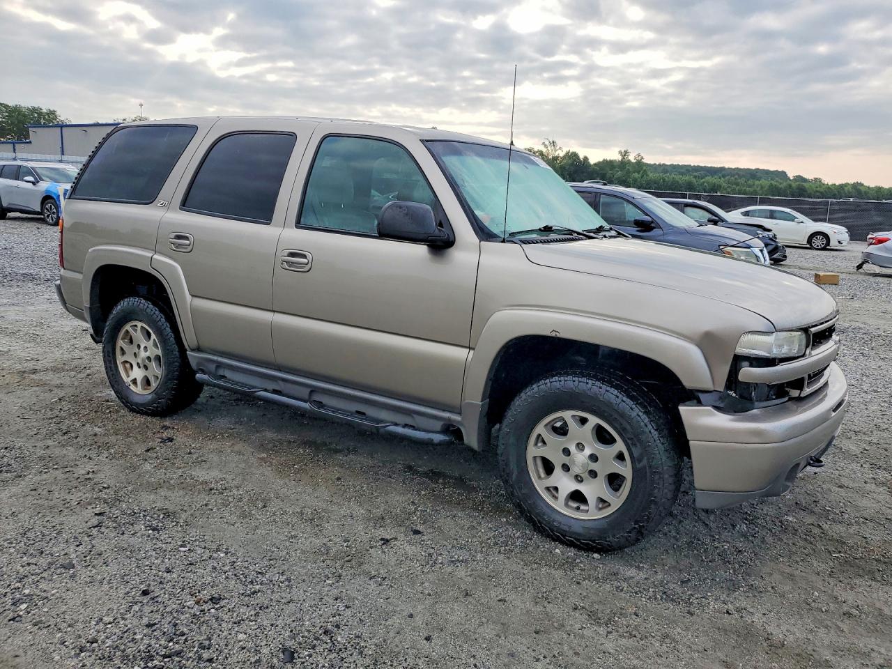 2002 CHEVROLET TAHOE