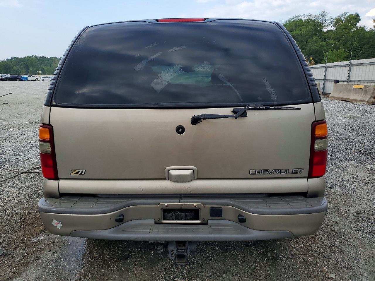 2002 CHEVROLET TAHOE