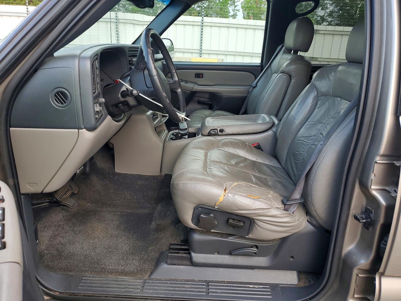 2002 CHEVROLET TAHOE