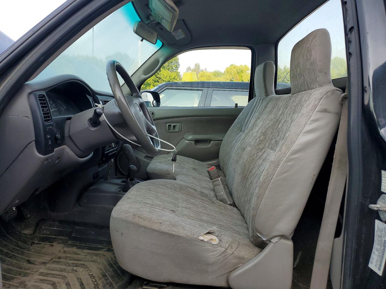2001 TOYOTA TACOMA