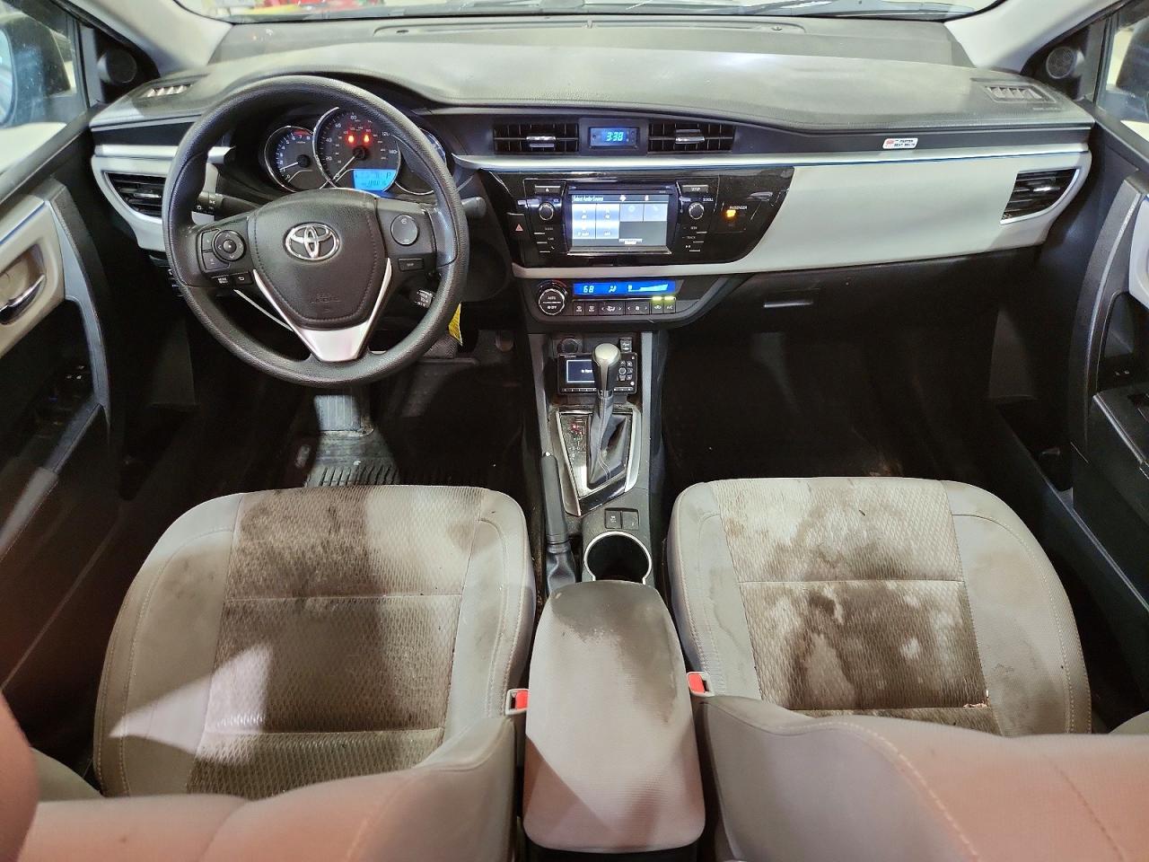 2015 TOYOTA COROLLA