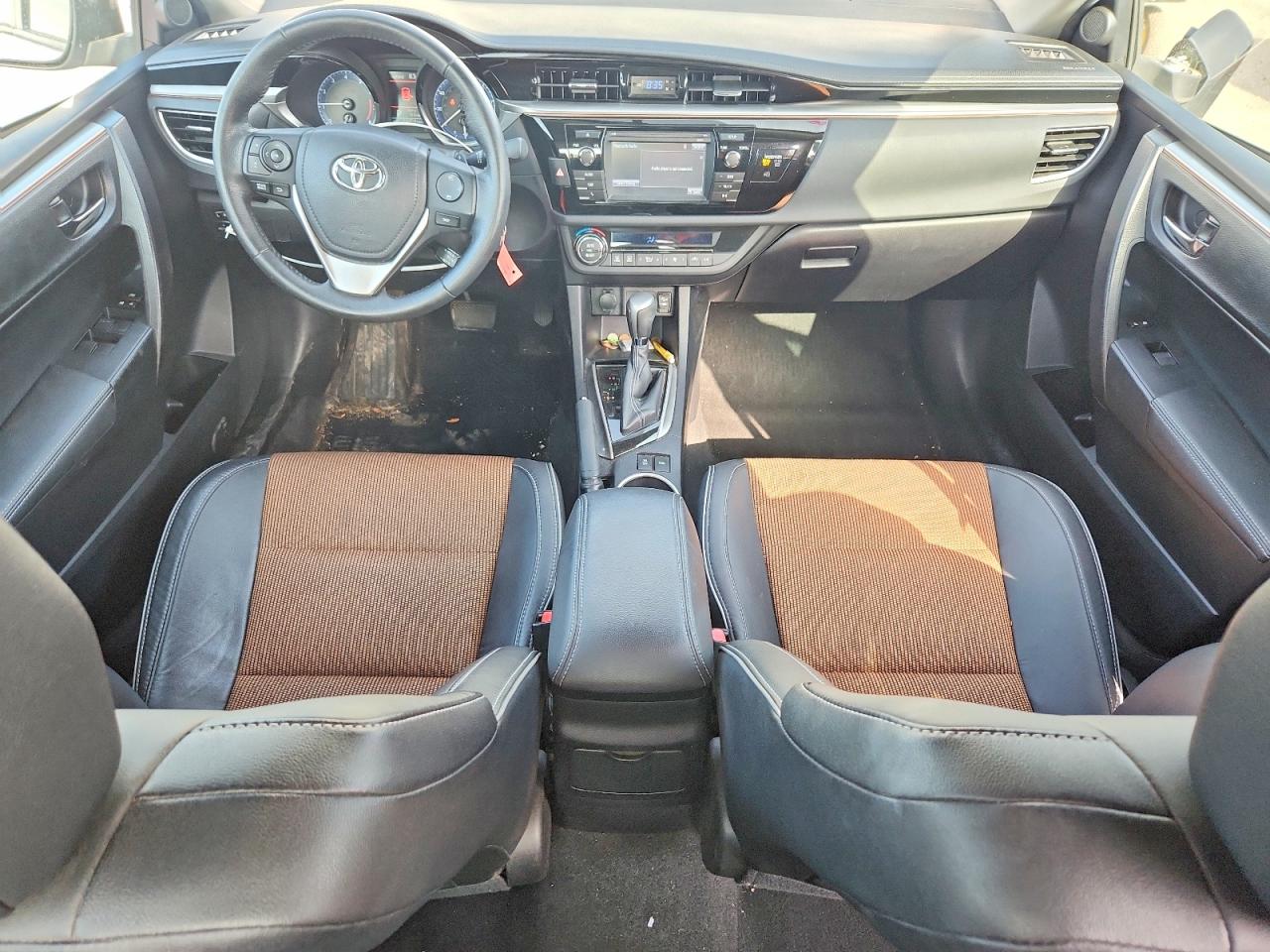 2015 TOYOTA COROLLA