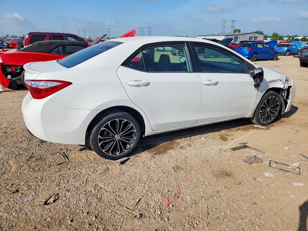 2015 TOYOTA COROLLA