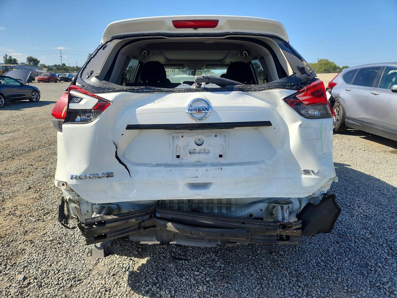 2017 NISSAN ROGUE