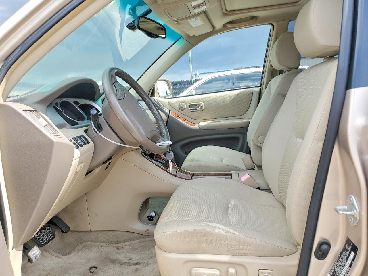 2005 TOYOTA HIGHLANDER
