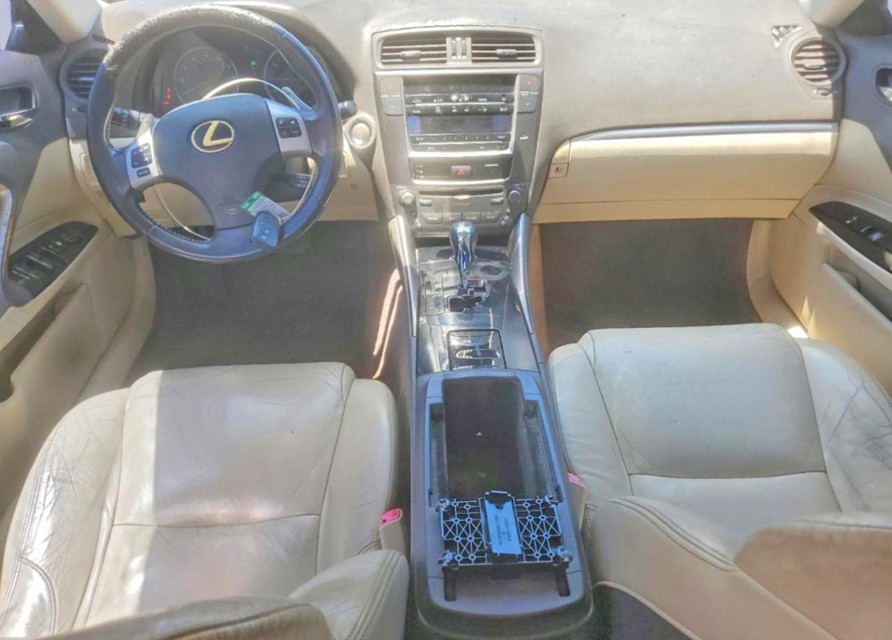 2013 LEXUS IS