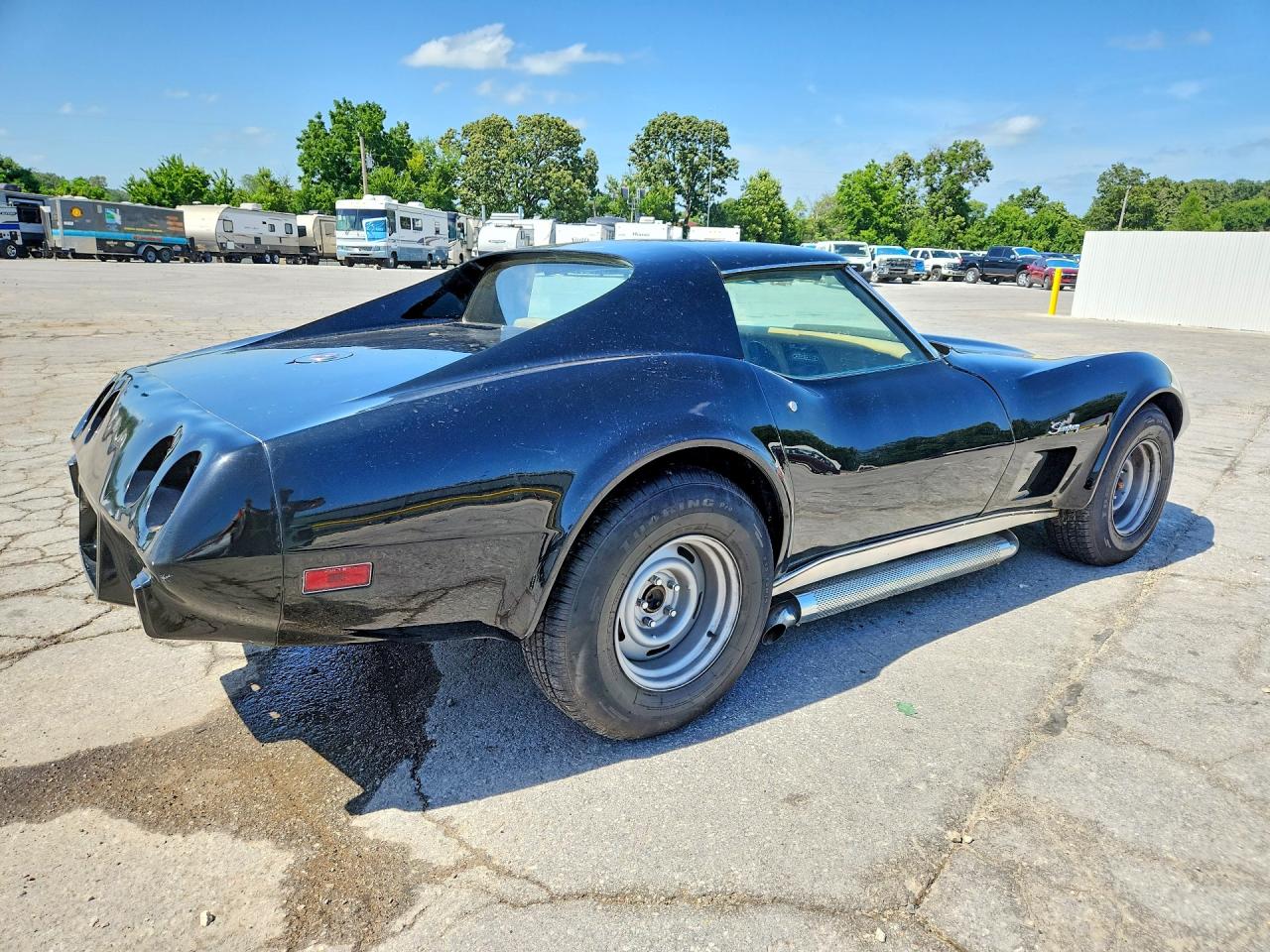 1975 CHEVROLET CORVETTE