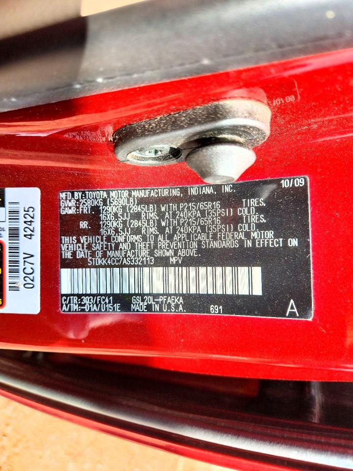 2010 TOYOTA SIENNA