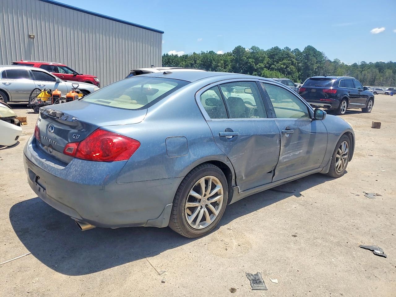 2009 INFINITI G37