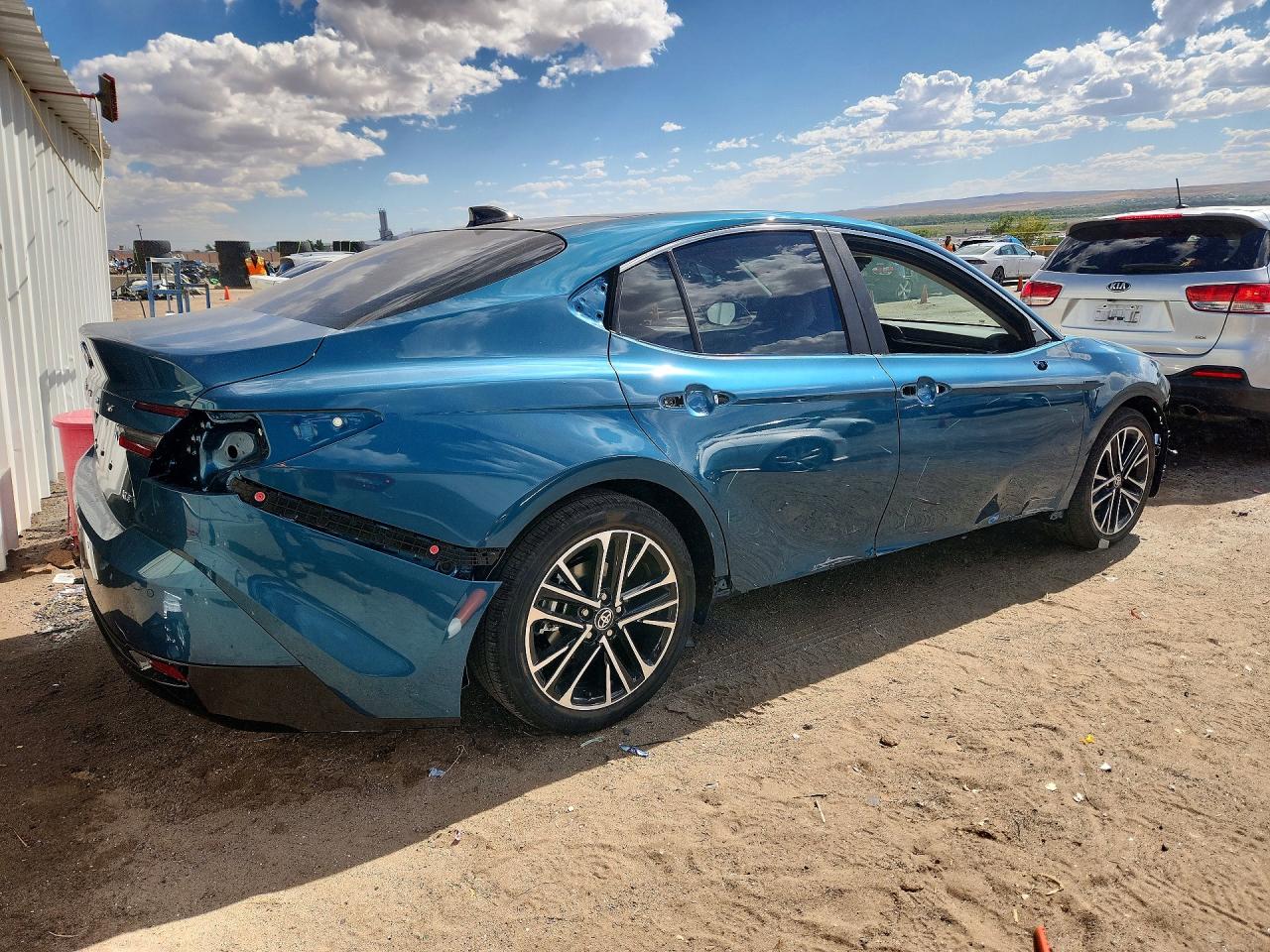 2026 TOYOTA CAMRY