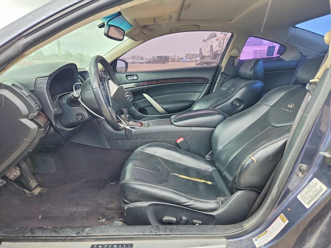2012 INFINITI G37