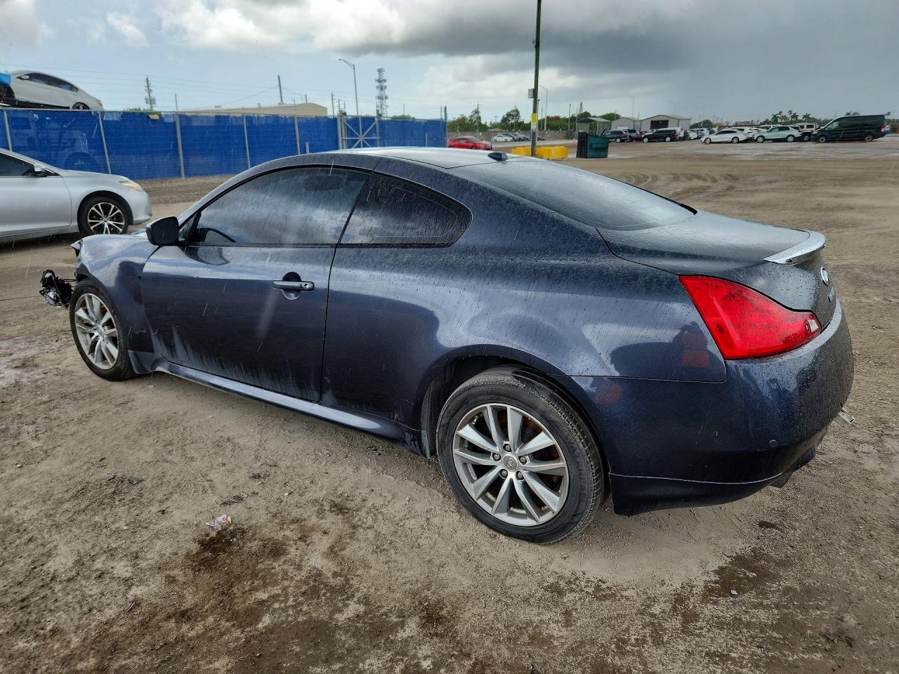 2012 INFINITI G37
