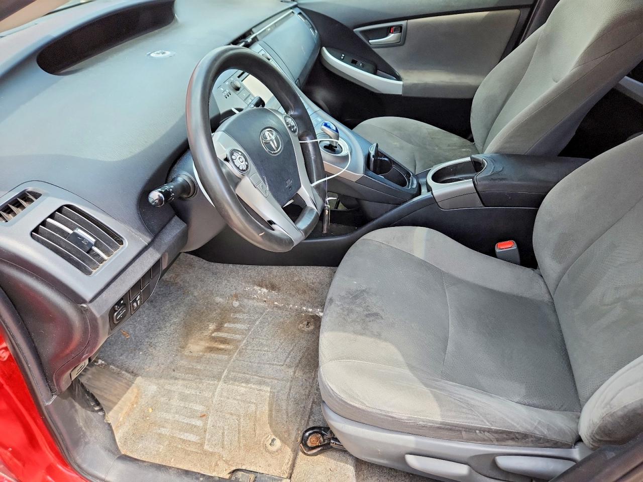 2014 TOYOTA PRIUS