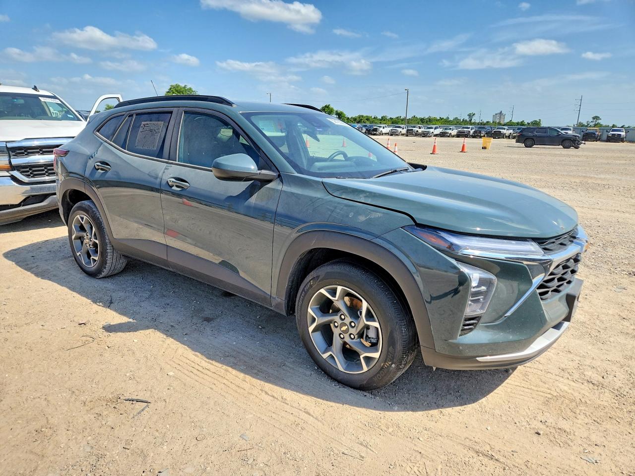 2025 CHEVROLET TRAX