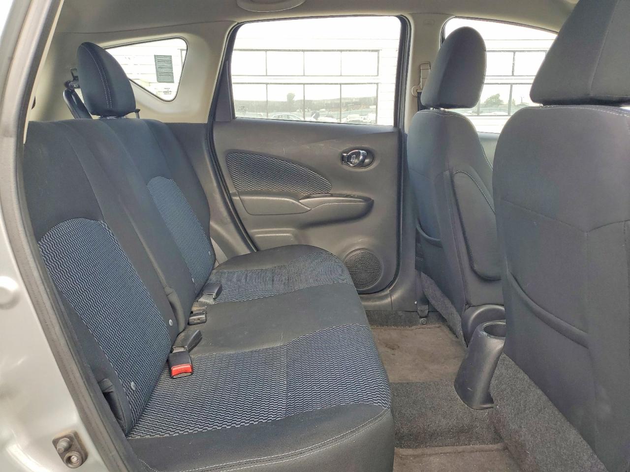 2015 NISSAN VERSA