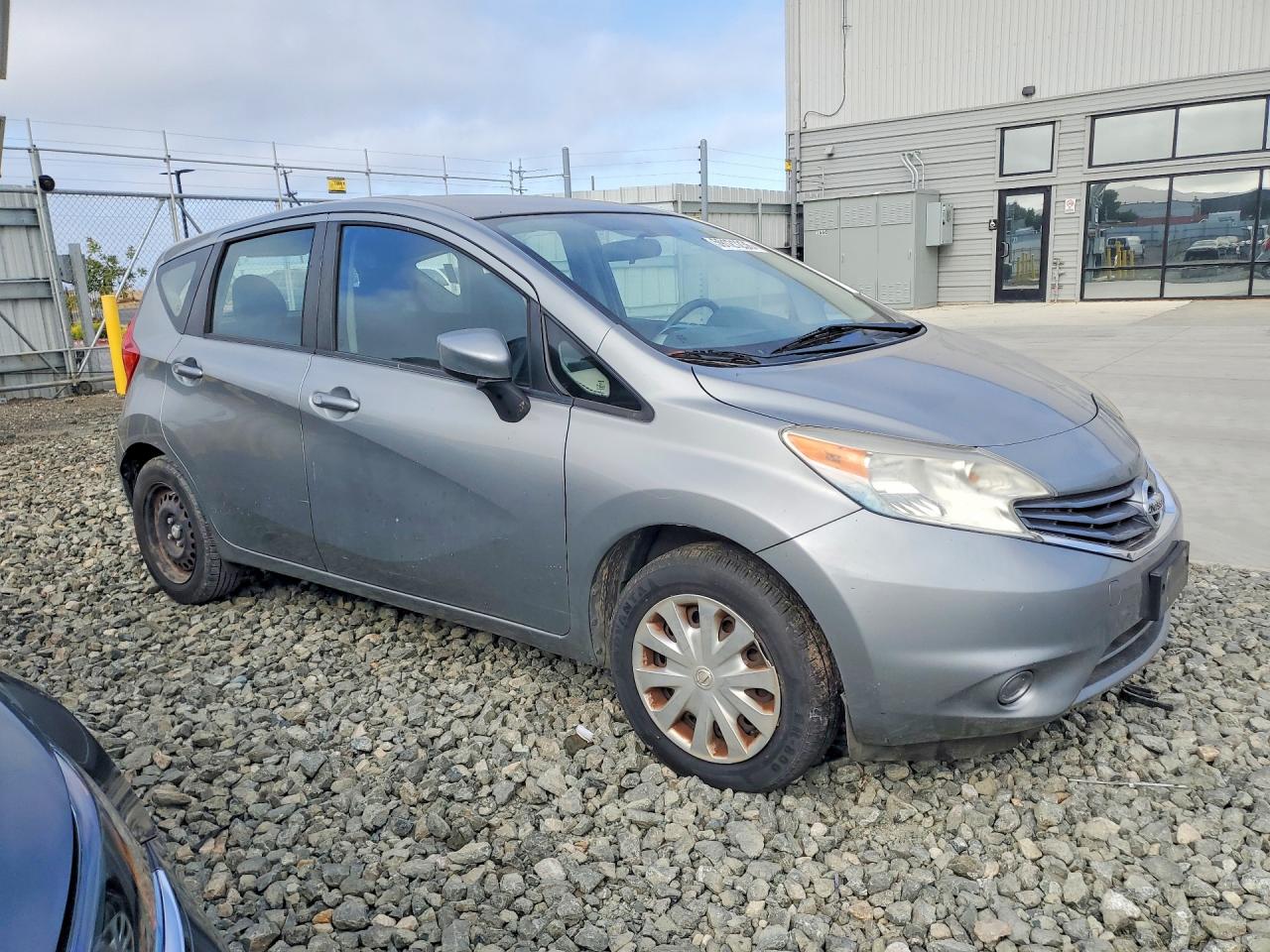 2015 NISSAN VERSA