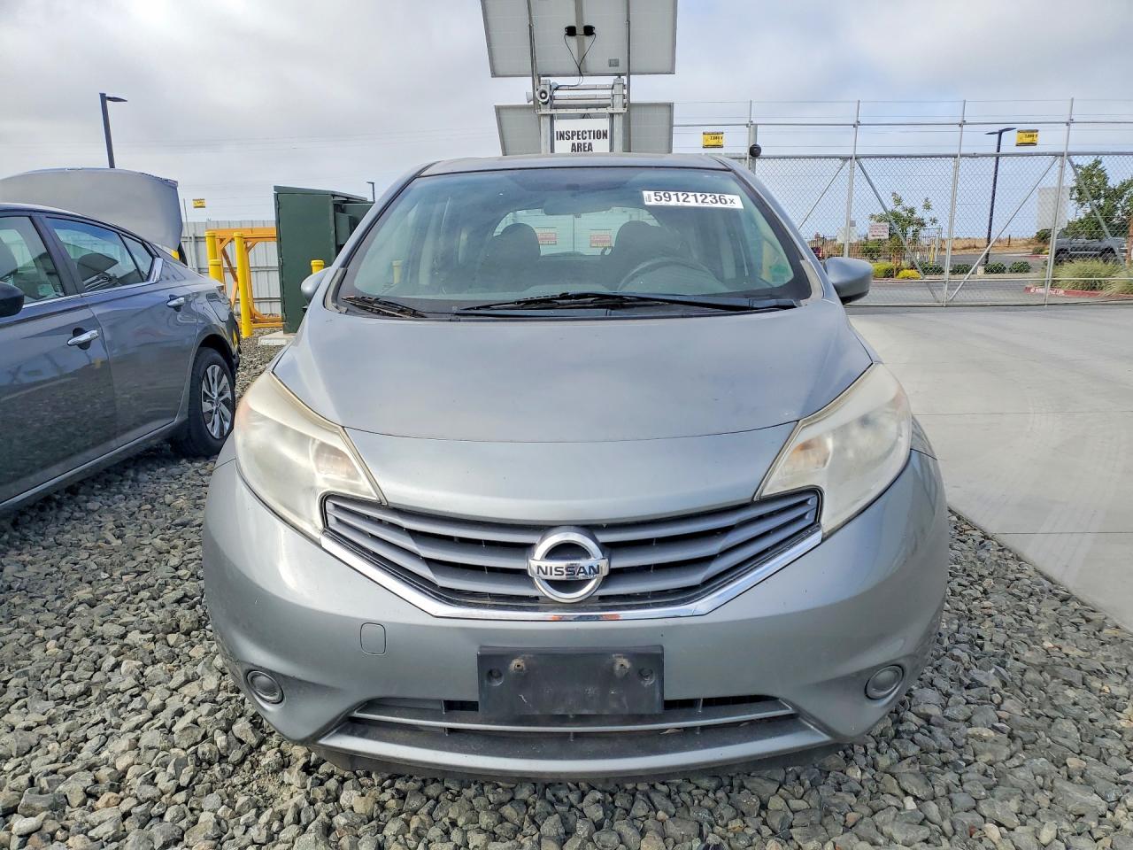 2015 NISSAN VERSA