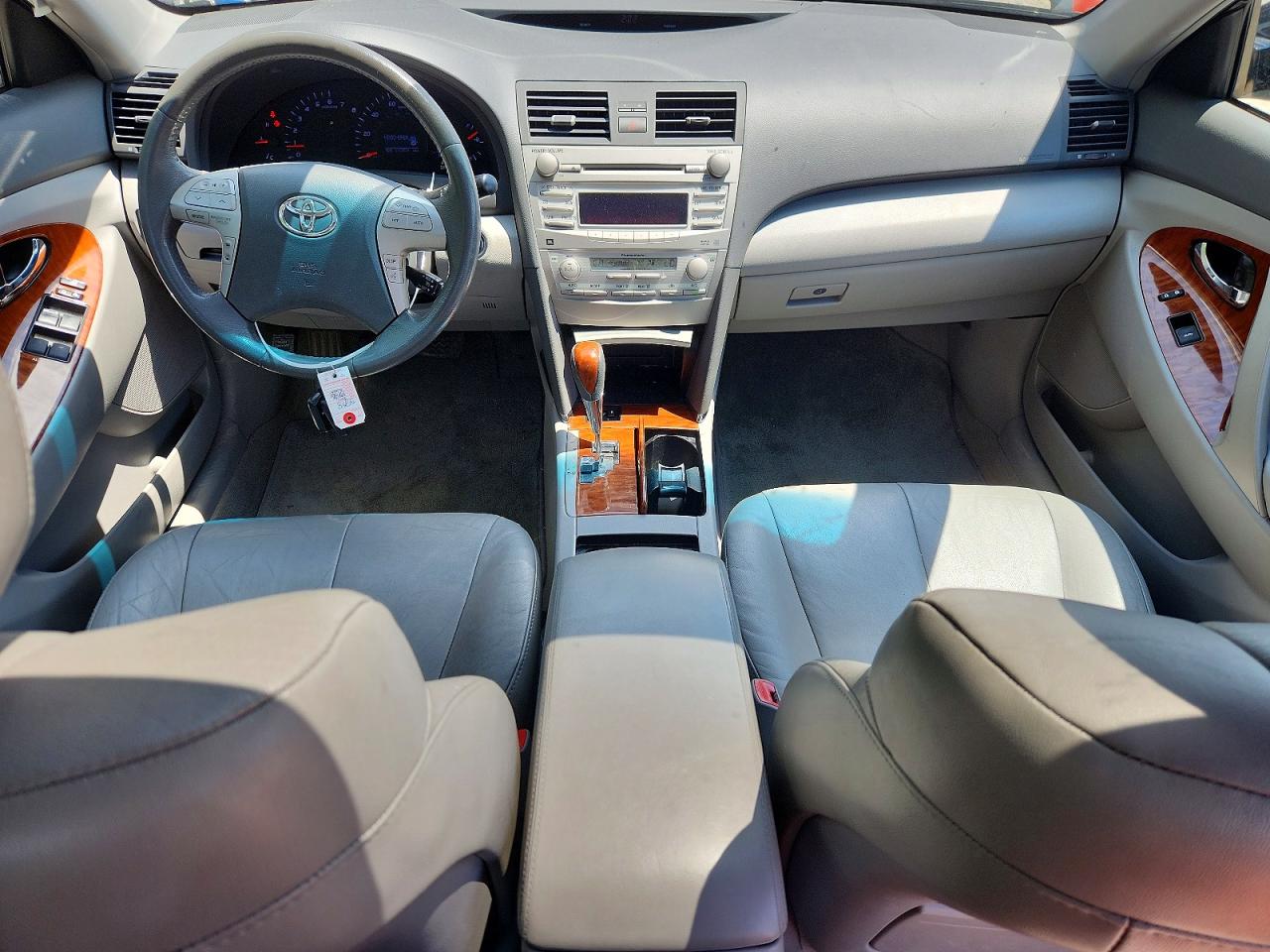 2011 TOYOTA CAMRY