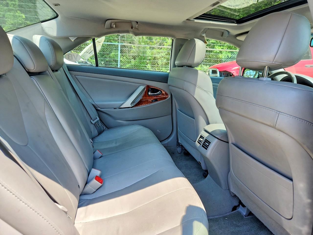 2011 TOYOTA CAMRY