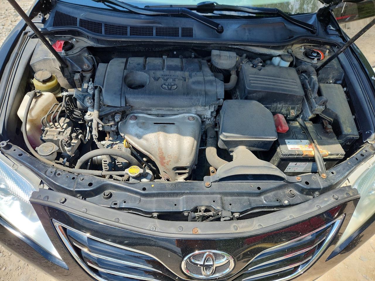 2011 TOYOTA CAMRY