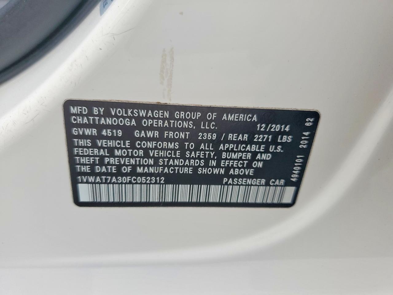2015 VOLKSWAGEN PASSAT