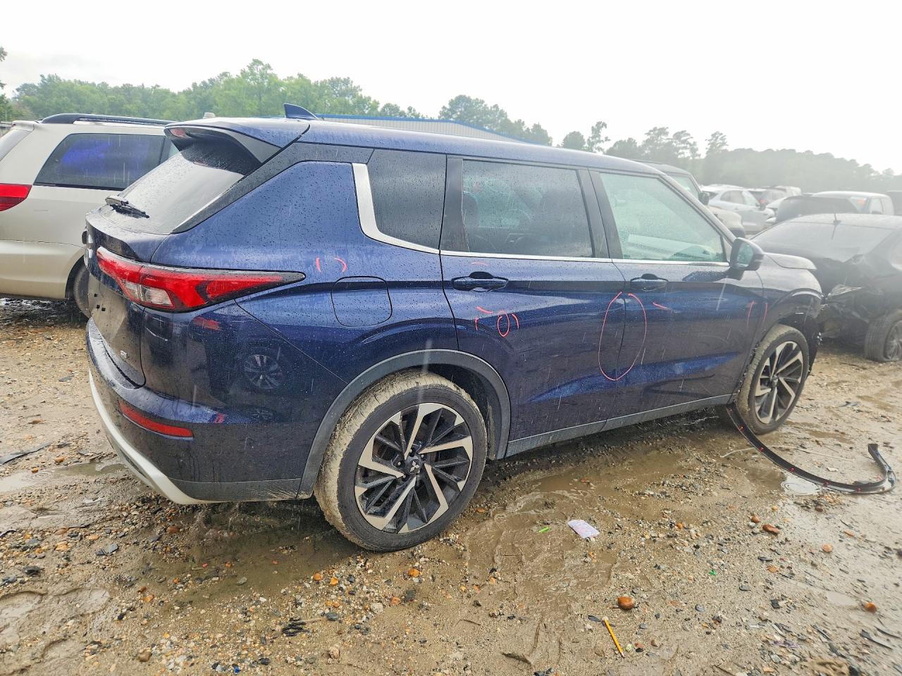 2023 MITSUBISHI OUTLANDER