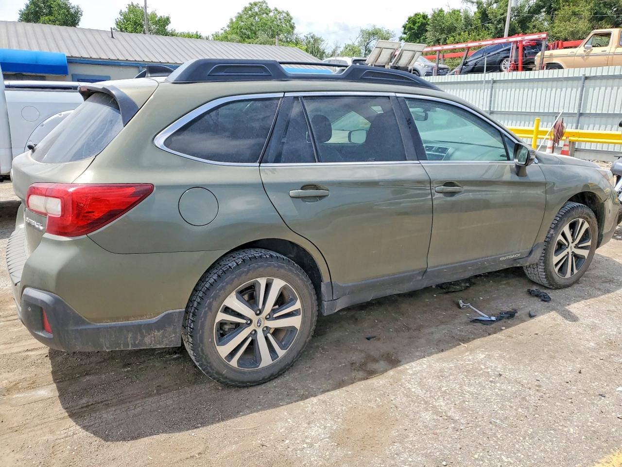 2019 SUBARU OUTBACK