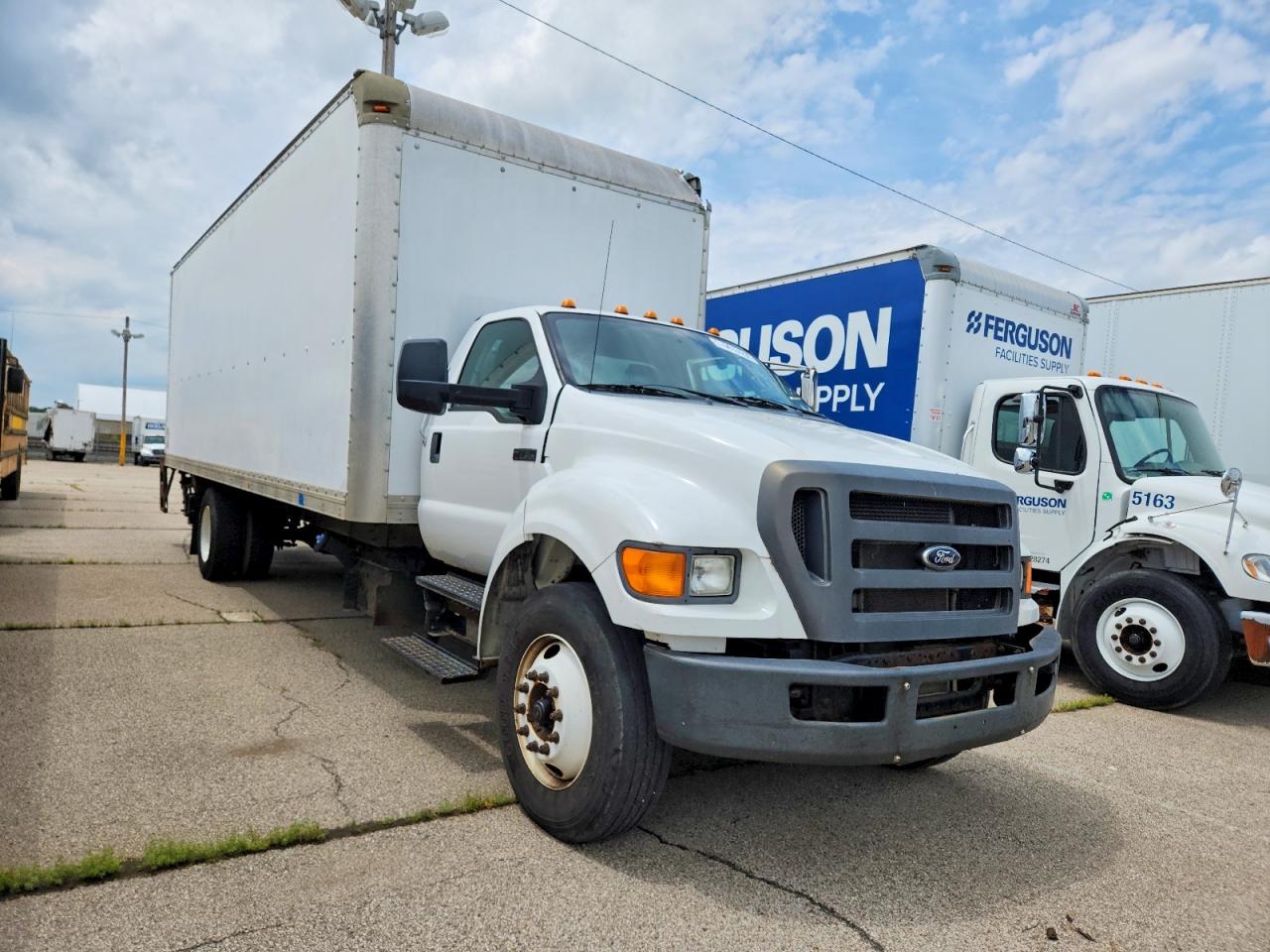 2013 FORD F750
