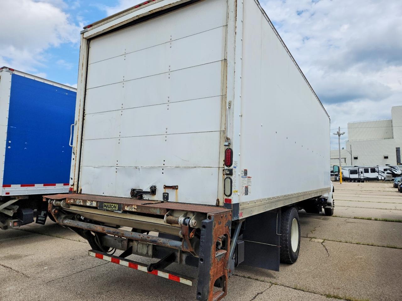 2013 FORD F750