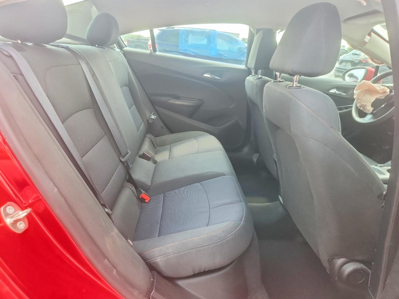 2018 CHEVROLET CRUZE