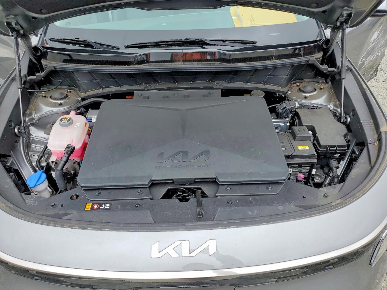 2024 KIA NIRO